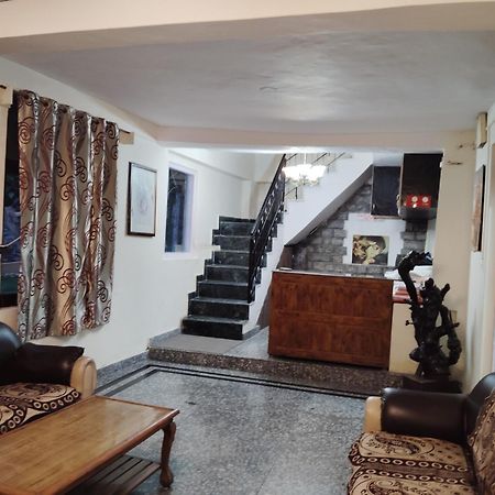New Gulmarg Manali Hotel Bagian luar foto