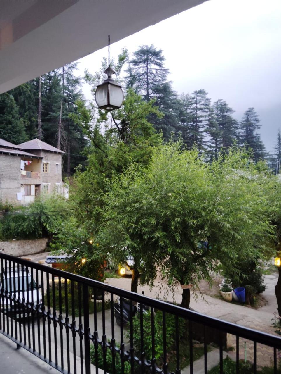 New Gulmarg Manali Hotel Bagian luar foto